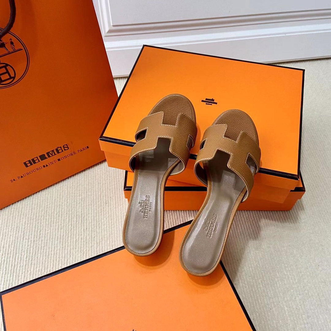 에르메스 올수공 오아시스 슬리퍼 샌들 앱송 28